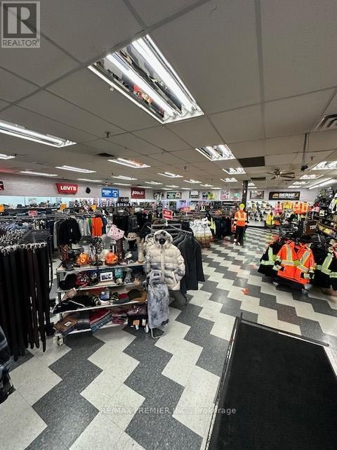 40 Beverly Hills Drive, Toronto, Ontario  M3L 1A1 - Photo 4 - W12504502