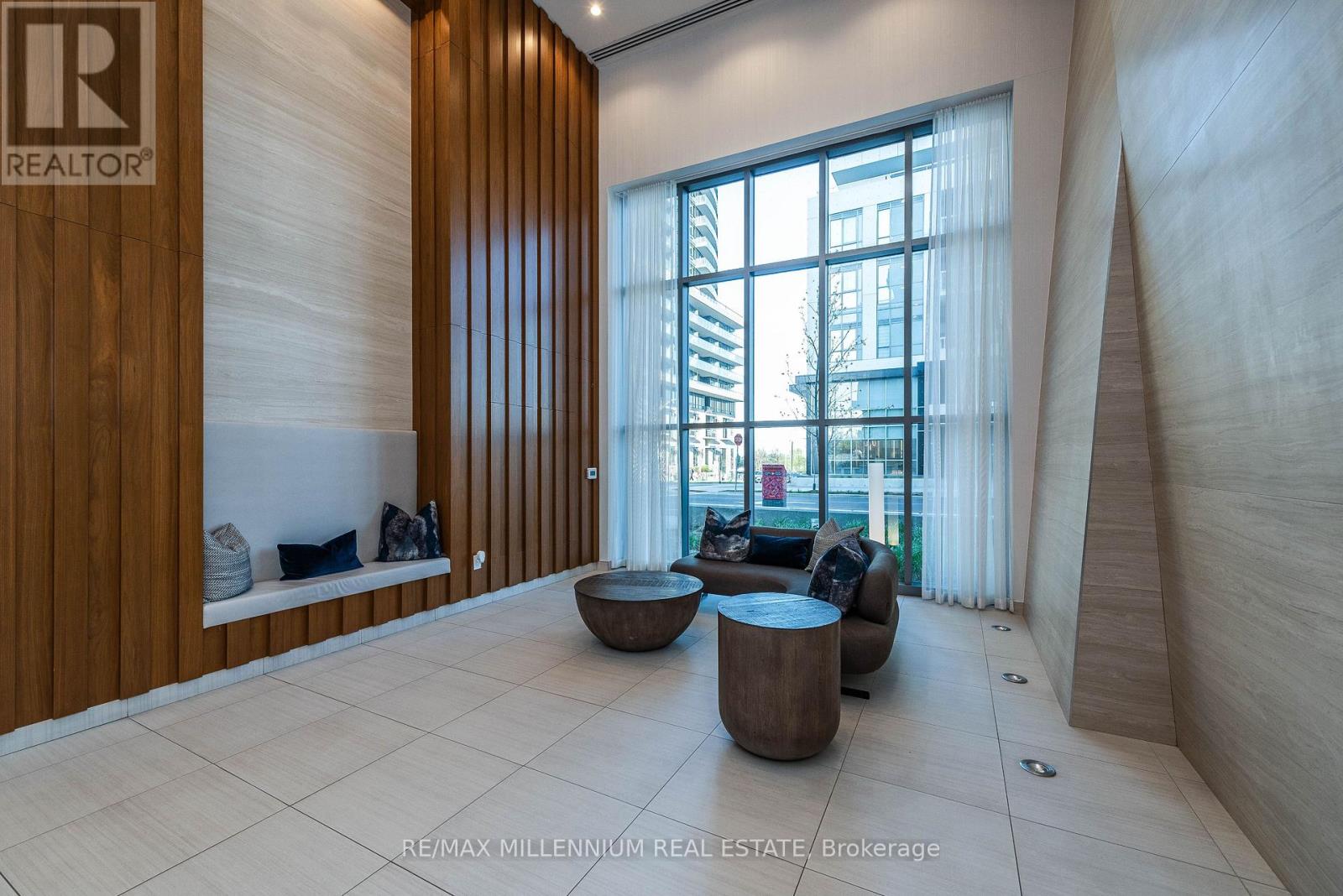 4801 - 70 Annie Craig Drive, Toronto, Ontario  M8V 0C4 - Photo 4 - W12504508