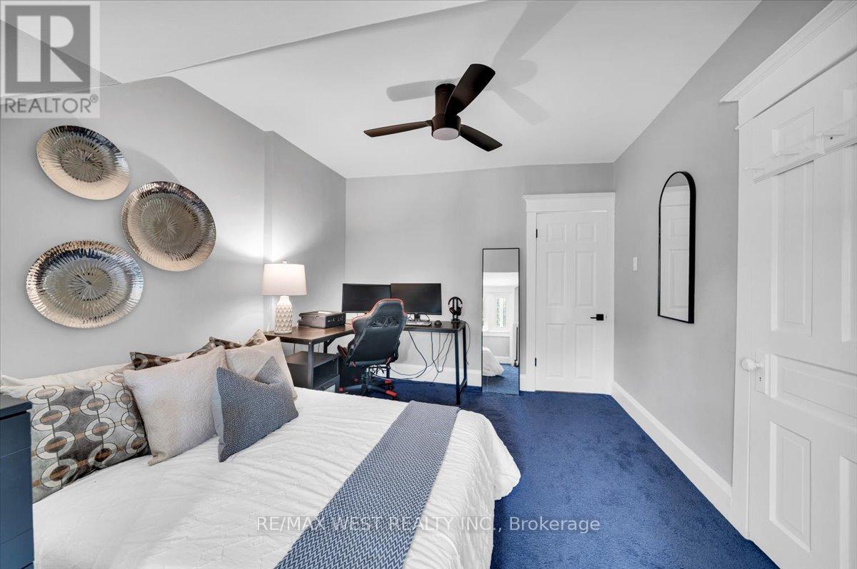 206 Howard Park Avenue, Toronto, Ontario  M6R 1W1 - Photo 36 - W12504536