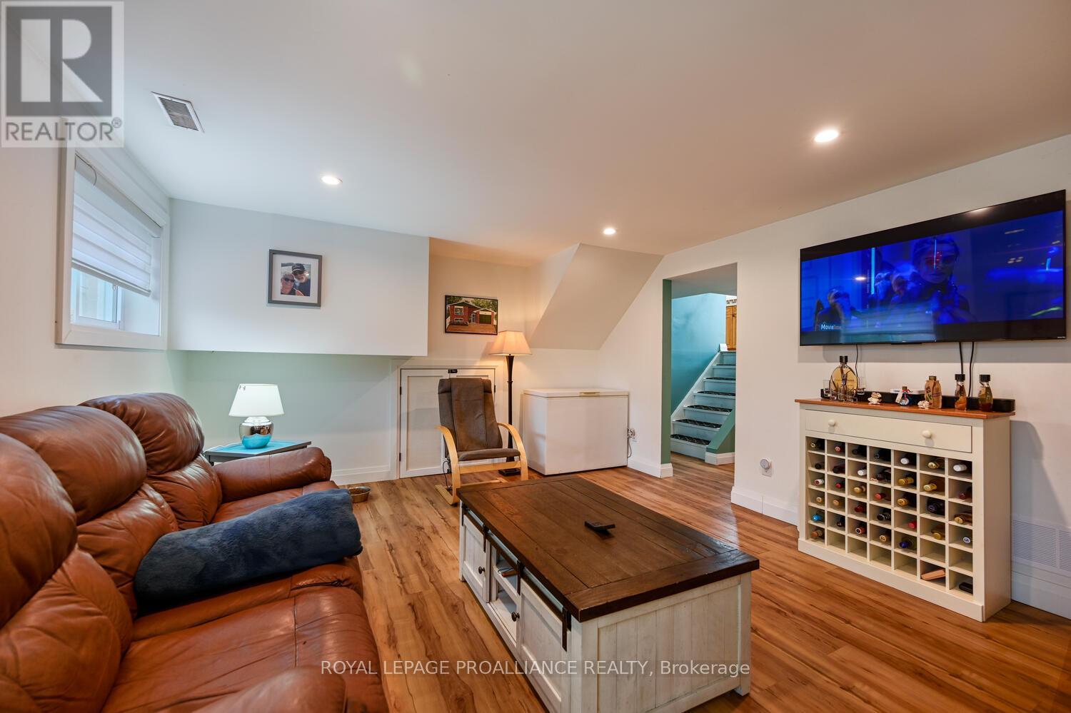 2804 Myrtle Place, Elizabethtown-Kitley, Ontario  K6V 7G9 - Photo 24 - X12504660