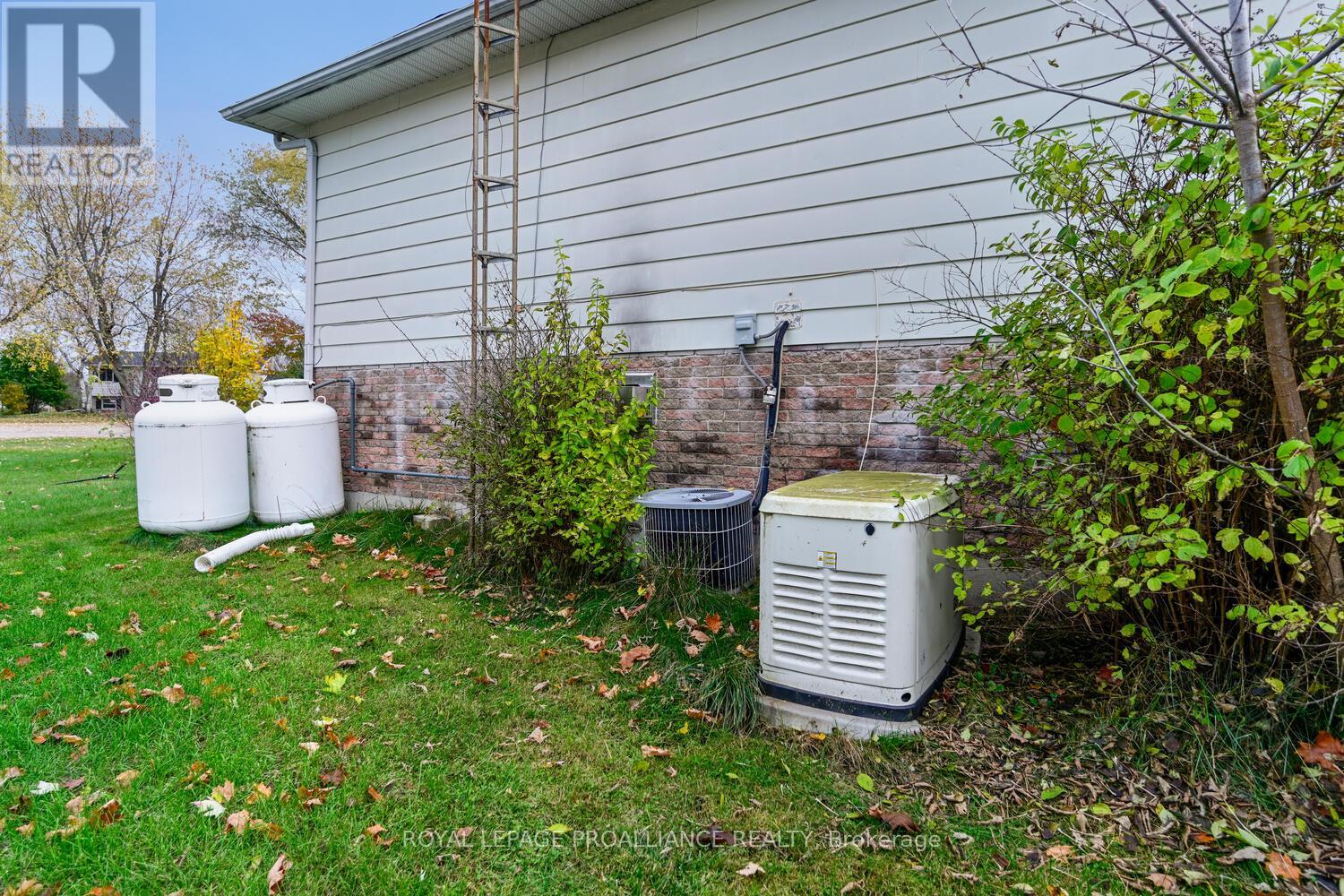 2804 Myrtle Place, Elizabethtown-Kitley, Ontario  K6V 7G9 - Photo 26 - X12504660