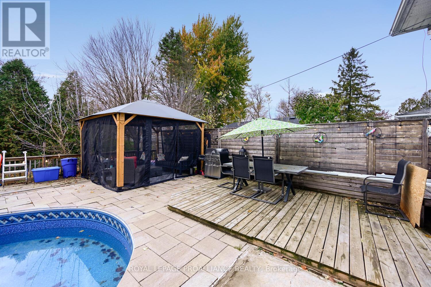 2804 Myrtle Place, Elizabethtown-Kitley, Ontario  K6V 7G9 - Photo 32 - X12504660