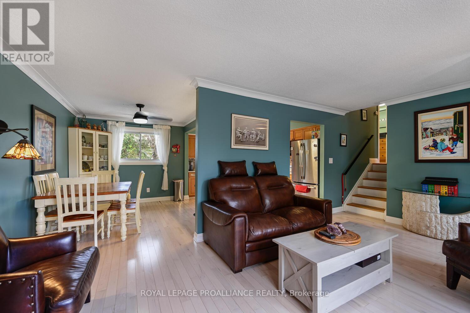 2804 Myrtle Place, Elizabethtown-Kitley, Ontario  K6V 7G9 - Photo 6 - X12504660