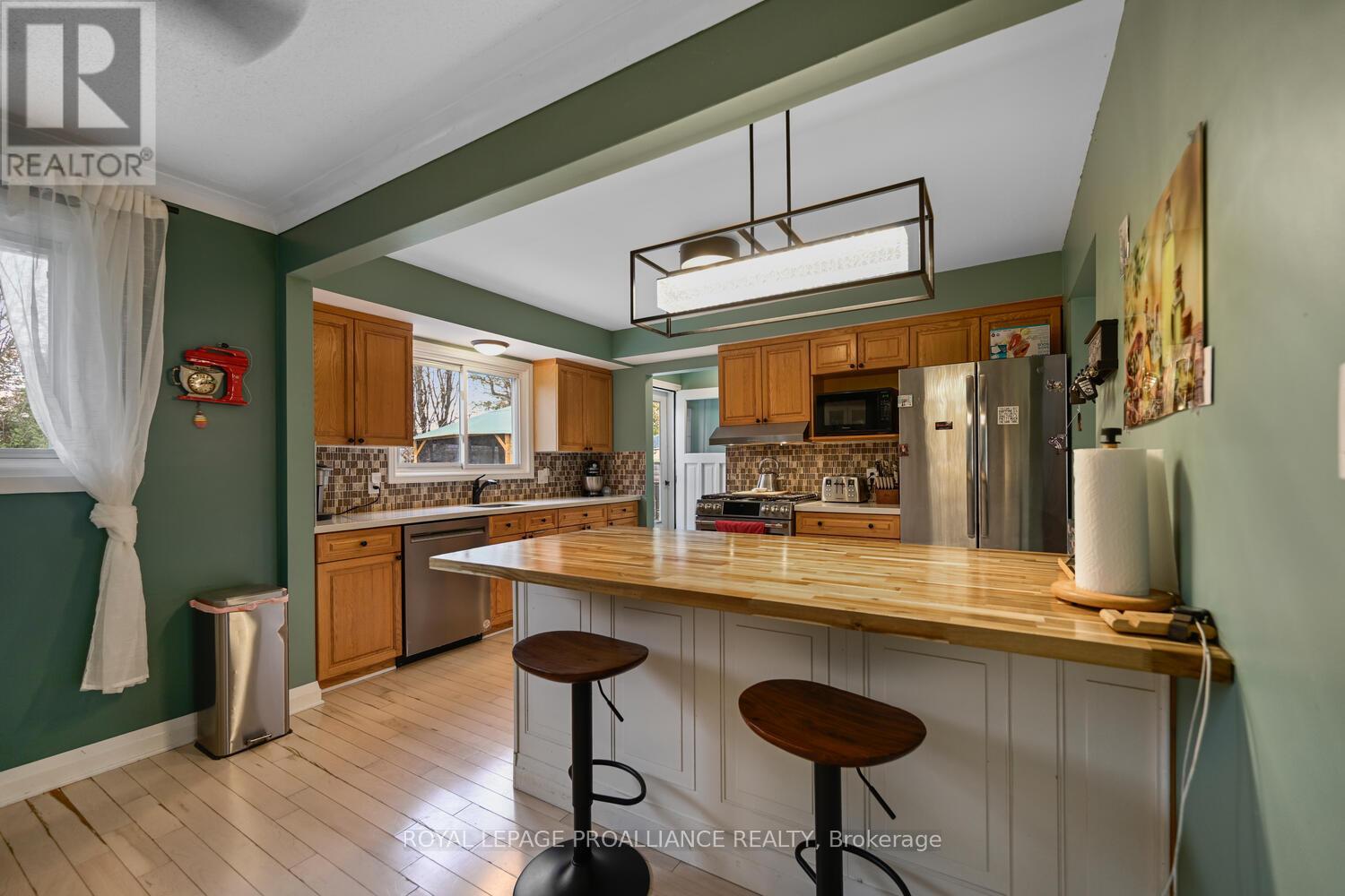 2804 Myrtle Place, Elizabethtown-Kitley, Ontario  K6V 7G9 - Photo 9 - X12504660