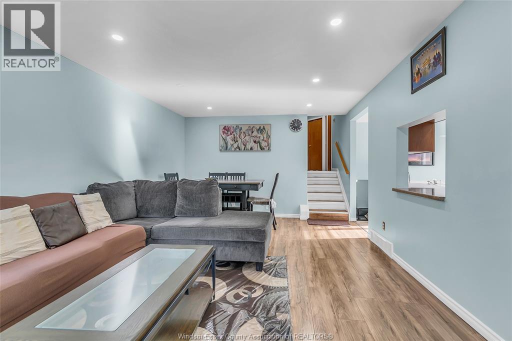 2788 Southridge, Windsor, Ontario  N8W 5N3 - Photo 12 - 25027890