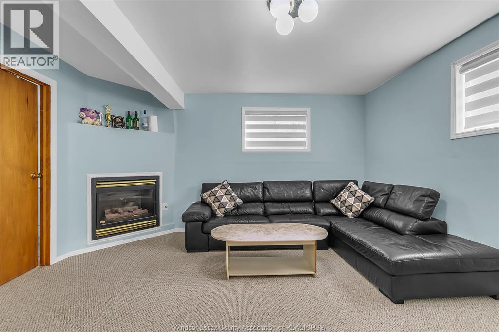 2788 Southridge, Windsor, Ontario  N8W 5N3 - Photo 9 - 25027890