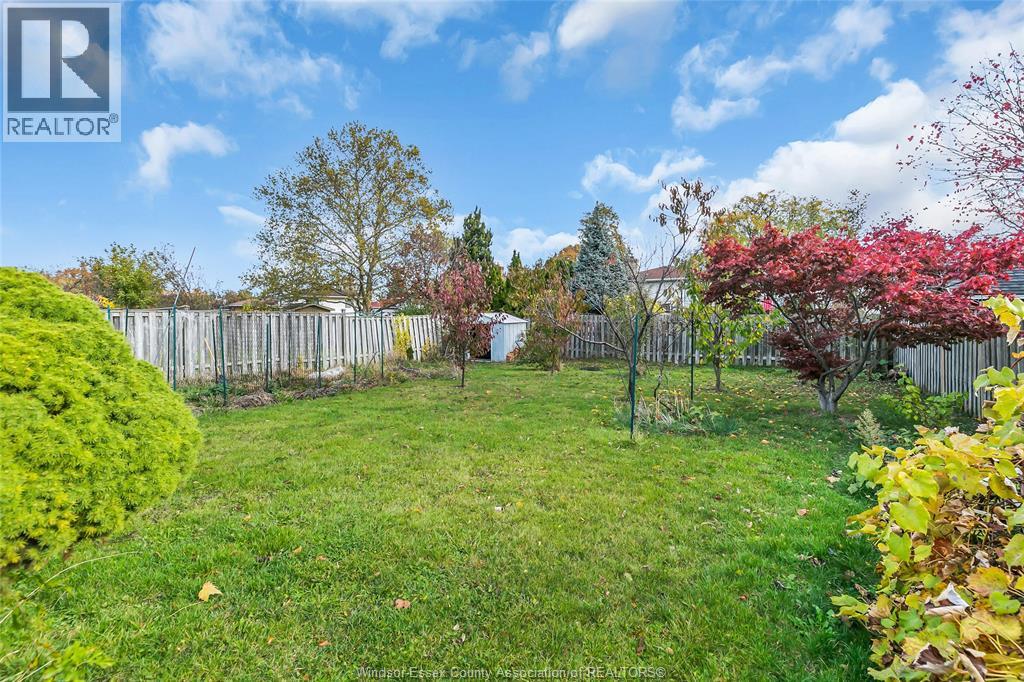 2788 Southridge, Windsor, Ontario  N8W 5N3 - Photo 25 - 25027890