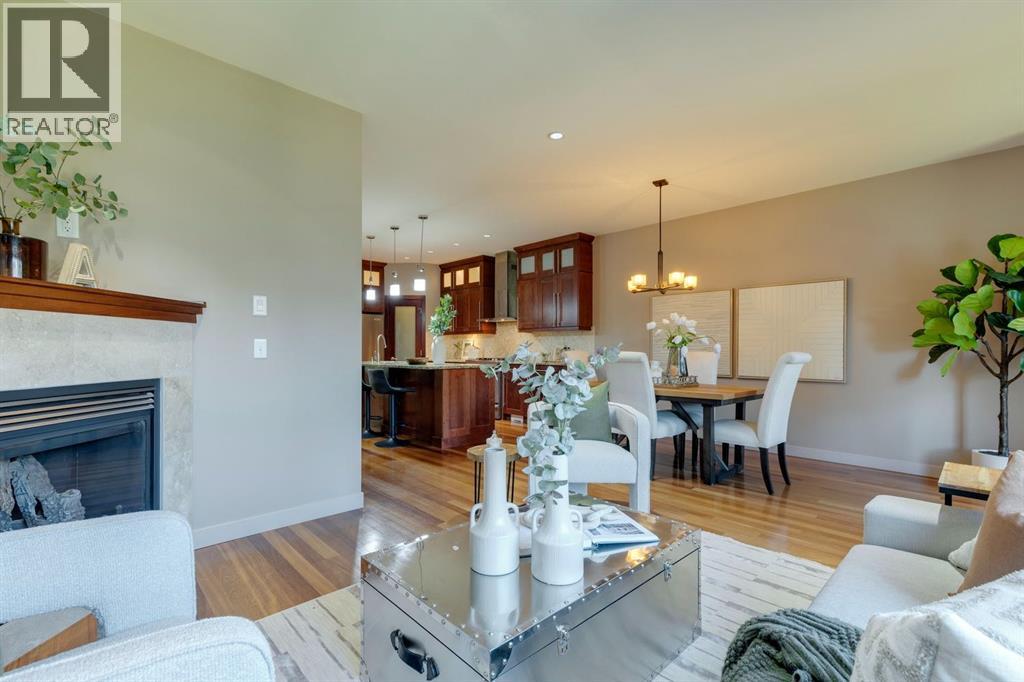 2216 31 Street Sw, Calgary, Alberta  T3E 2N4 - Photo 10 - A2263133