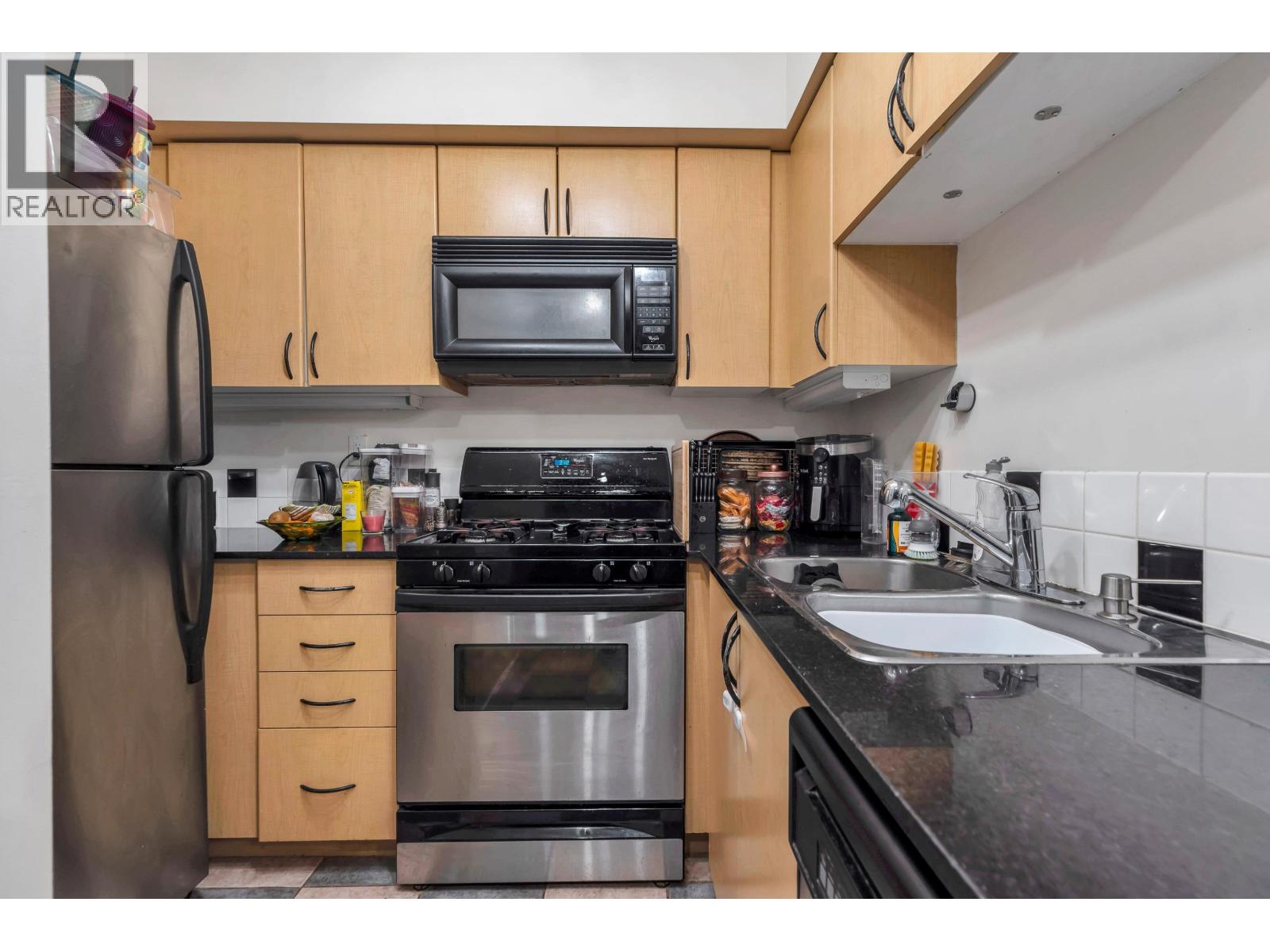 1501 63 Keefer Place, Vancouver, British Columbia  V6B 6N6 - Photo 10 - R3064069