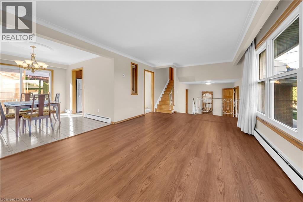 132 Greeningdon Drive, Hamilton, Ontario  L9A 4W7 - Photo 8 - 40779416