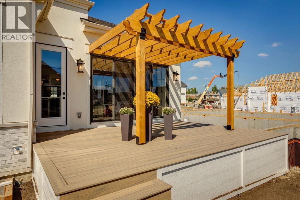 8 Calais Lane Sw, Calgary, Alberta  T3E 7K1 - Photo 39 - A2265048