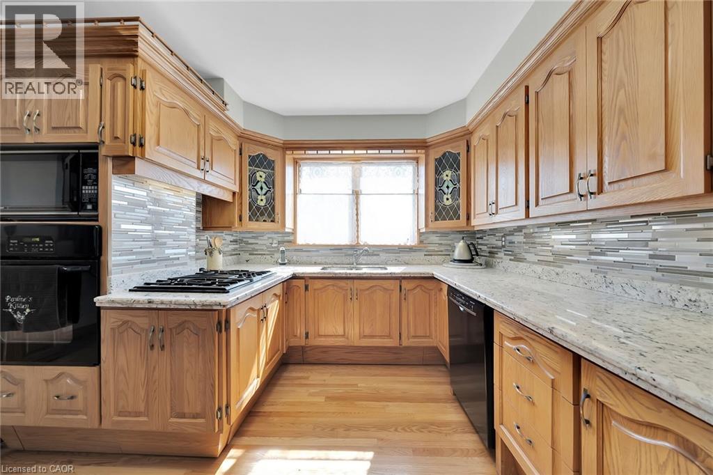 146 Nugent Drive, Hamilton, Ontario  L8H 2N4 - Photo 14 - 40784374