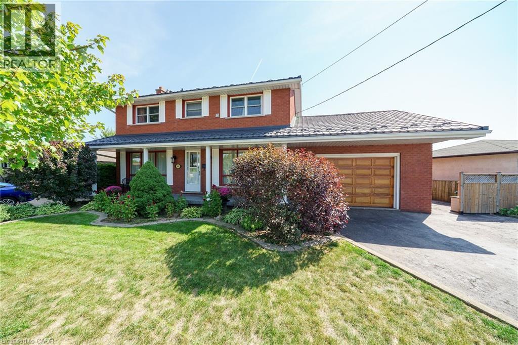 146 Nugent Drive, Hamilton, Ontario  L8H 2N4 - Photo 2 - 40784374