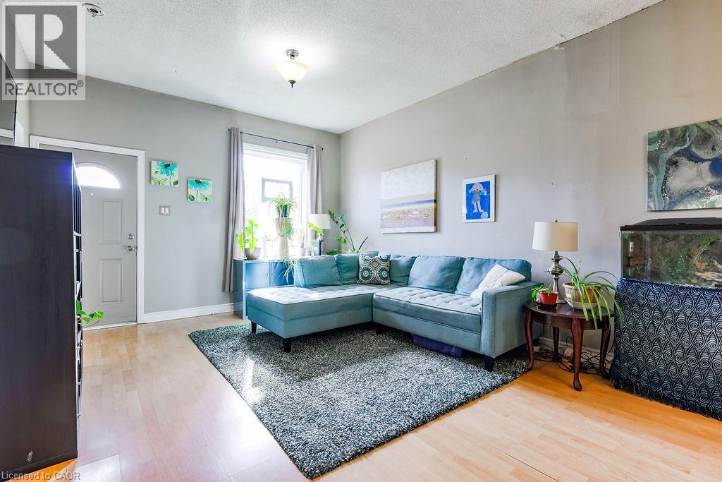 1009 Cannon Street E, Hamilton, Ontario  L8L 2H4 - Photo 5 - 40784479