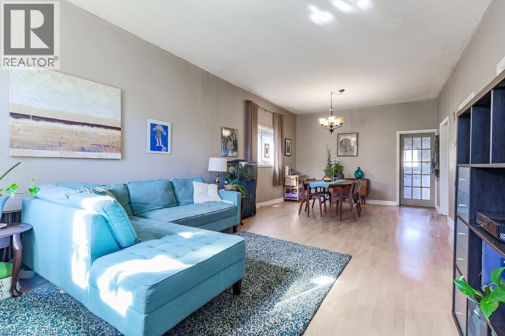 1009 Cannon Street E, Hamilton, Ontario  L8L 2H4 - Photo 3 - 40784479