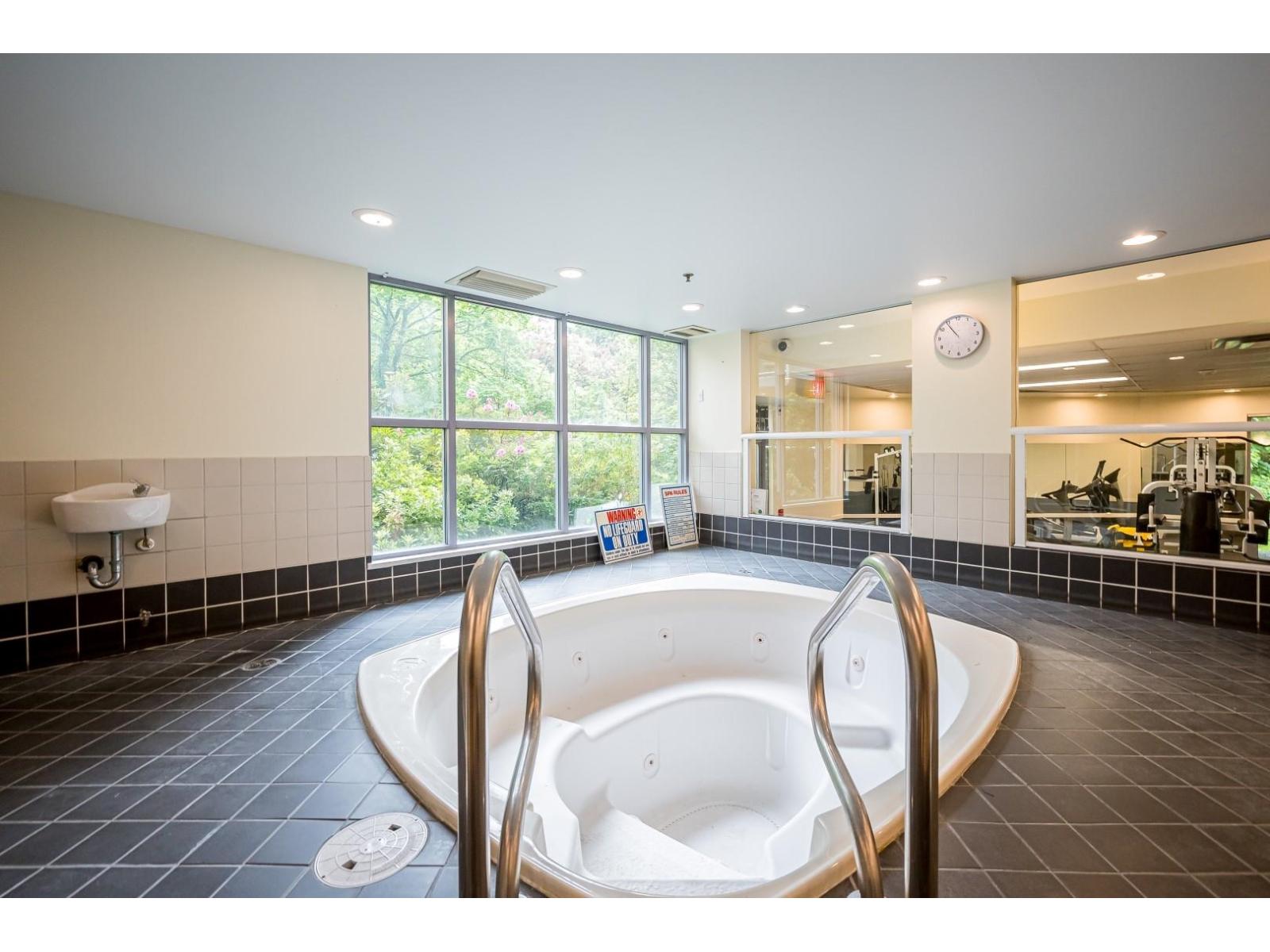 803 9830 Whalley Boulevard, Surrey, British Columbia  V3T 5S7 - Photo 29 - R3064190