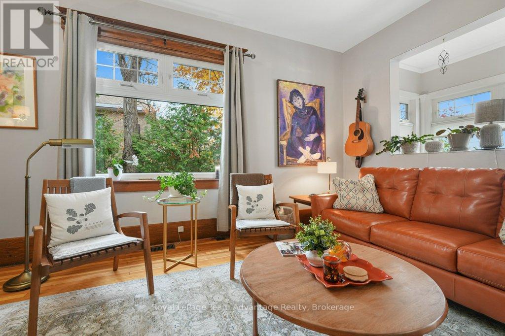 3 Belvedere Avenue, Parry Sound, Ontario  P2A 1Z8 - Photo 10 - X12504686