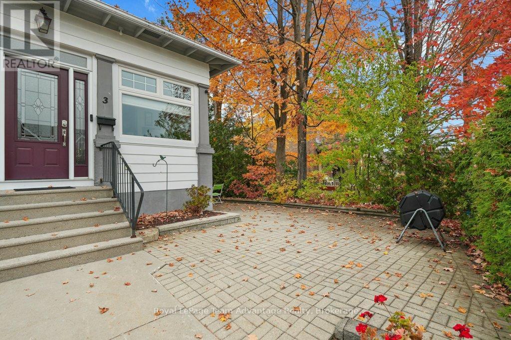 3 Belvedere Avenue, Parry Sound, Ontario  P2A 1Z8 - Photo 36 - X12504686