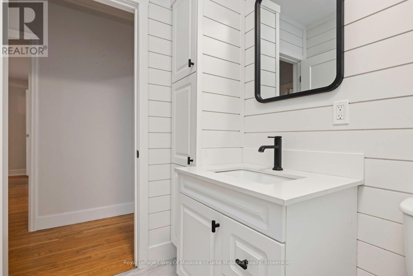 57 Cascade Street, Parry Sound, Ontario  P2A 1K3 - Photo 17 - X12504868