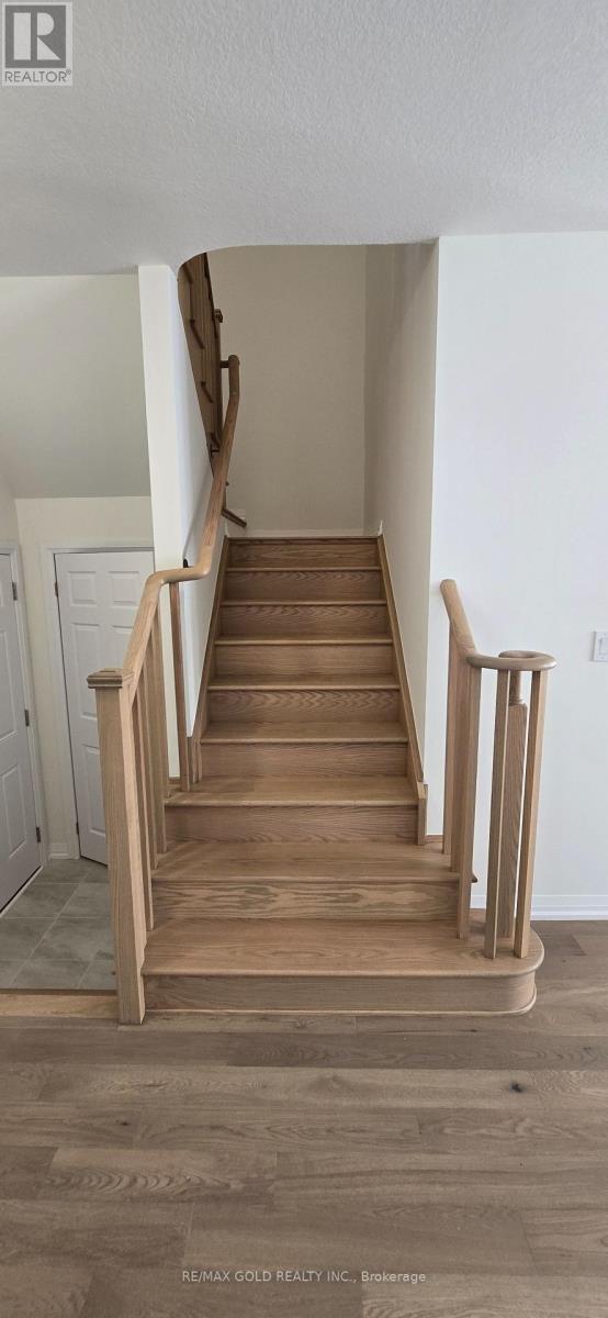 30 Riley Park Drive, Haldimand, Ontario  N3W 0K2 - Photo 12 - X12504482