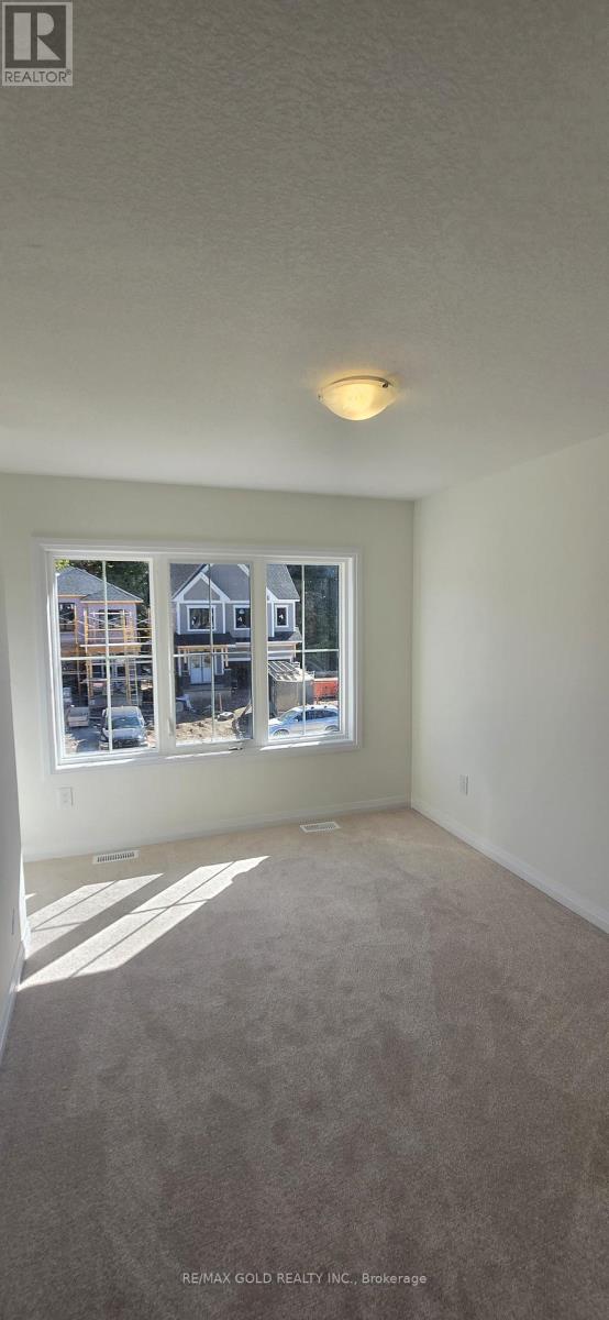 30 Riley Park Drive, Haldimand, Ontario  N3W 0K2 - Photo 13 - X12504482