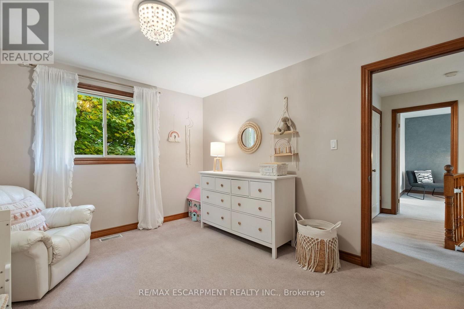 95 Gatestone Drive, Hamilton, Ontario  L8J 2V1 - Photo 27 - X12504540