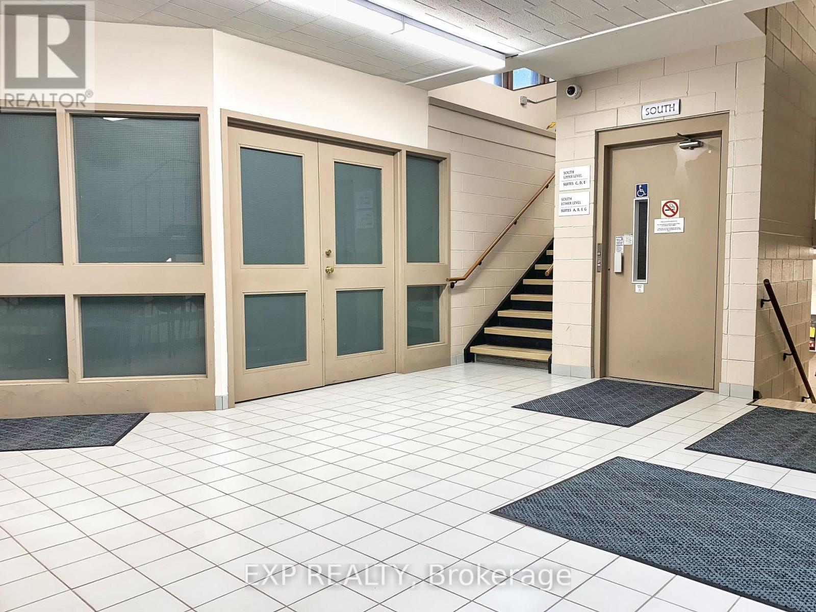 10 - 165 Plymouth Road, Welland, Ontario  L3B 3E1 - Photo 19 - X12504562