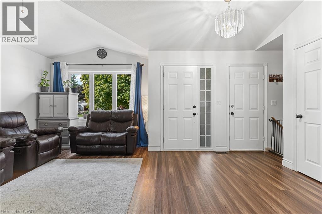 38 St. Michael's Street, Delhi, Ontario  N4B 3C8 - Photo 7 - 40785256