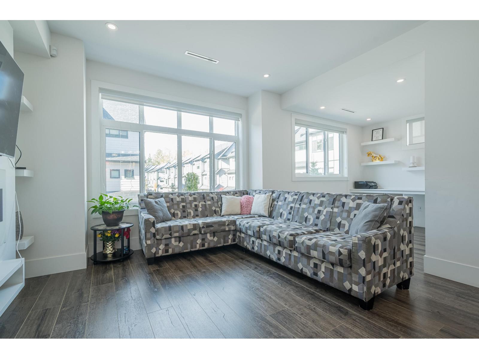 16 15177 60 Avenue, Surrey, British Columbia  V3S 7B3 - Photo 5 - R3064108