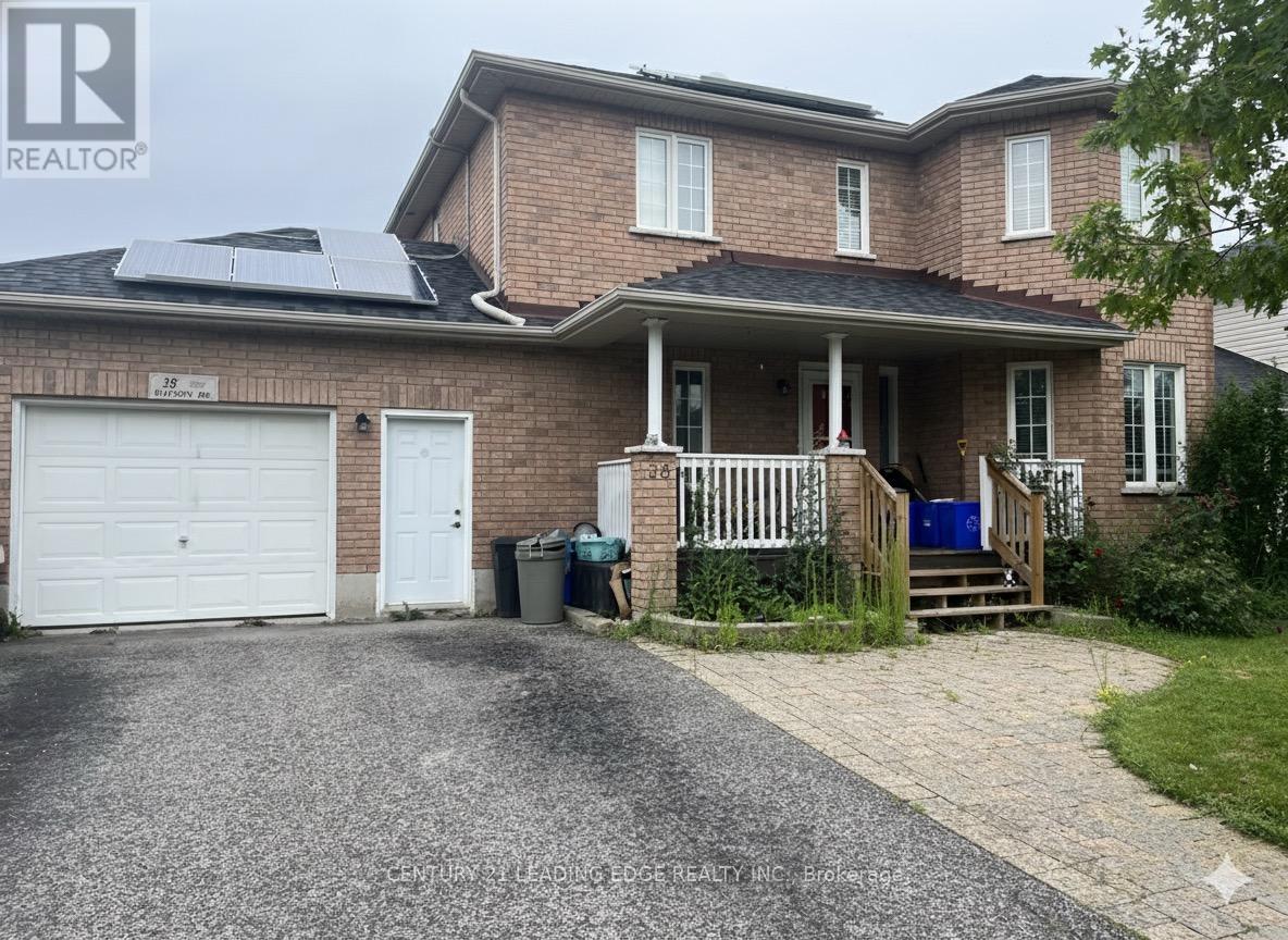 38 WATSON DRIVE, Barrie, Ontario