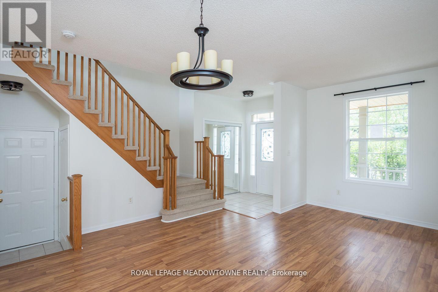 833 Watson Terrace, Milton, Ontario  L9T 5Z8 - Photo 6 - W12498156