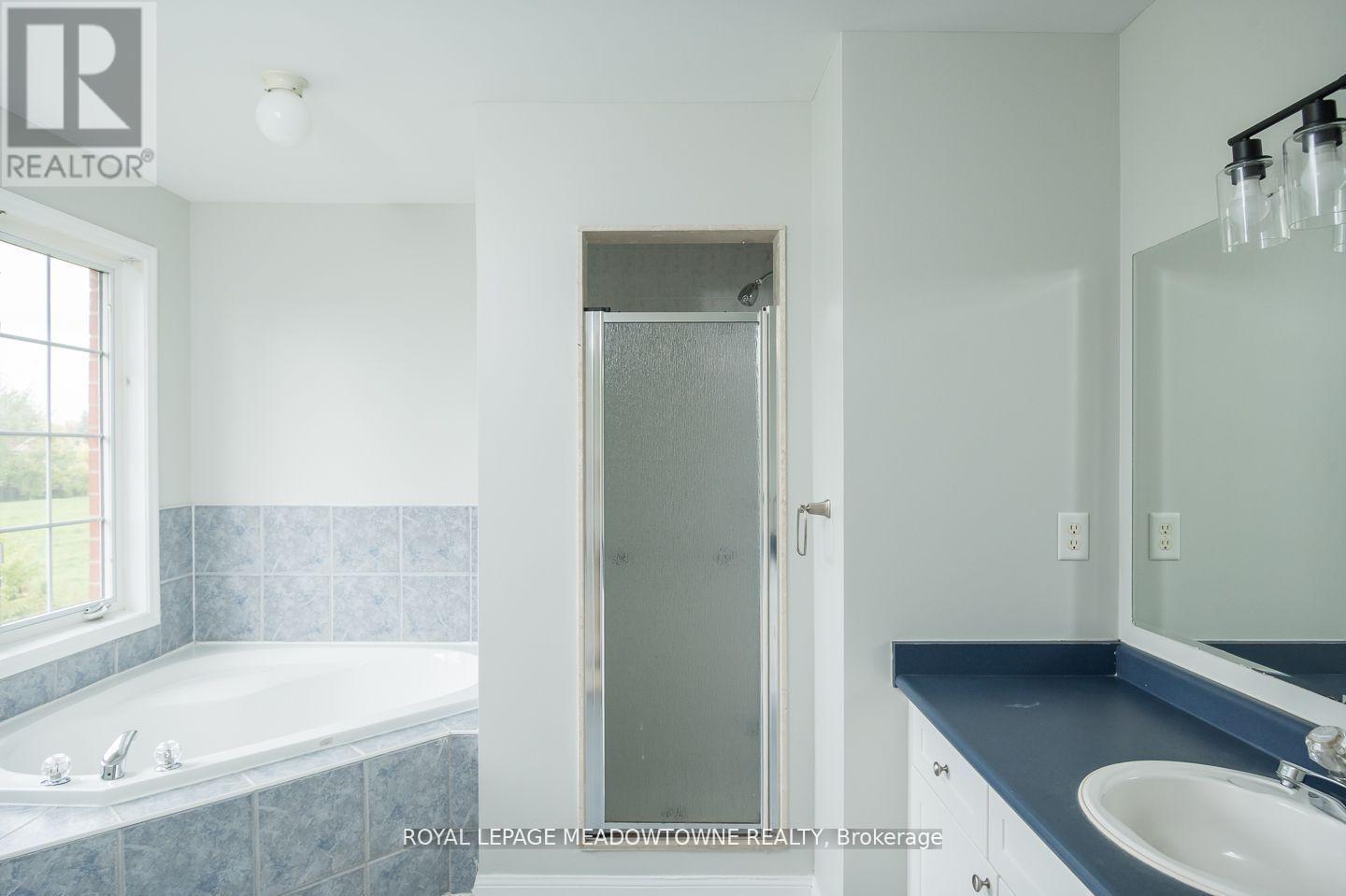 833 Watson Terrace, Milton, Ontario  L9T 5Z8 - Photo 25 - W12498156