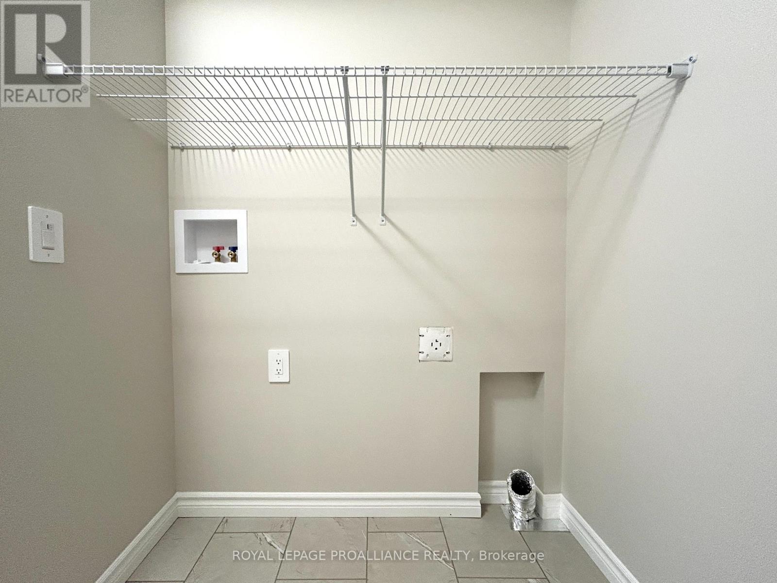 16 Peace River Street, Belleville, Ontario  K8N 0V6 - Photo 11 - X12504848