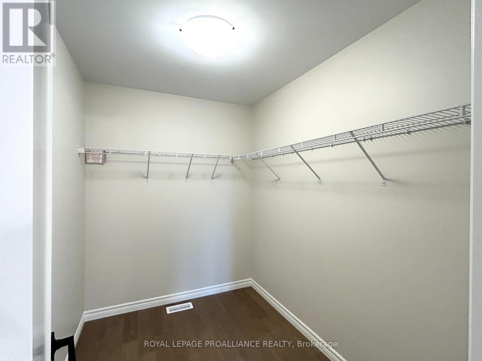 16 Peace River Street, Belleville, Ontario  K8N 0V6 - Photo 16 - X12504848