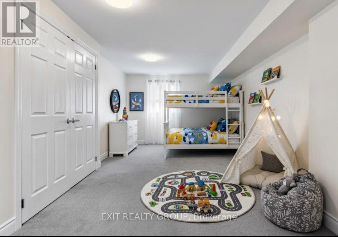 34 Orchard Drive, Belleville, Ontario  K8P 2K4 - Photo 12 - X12504286