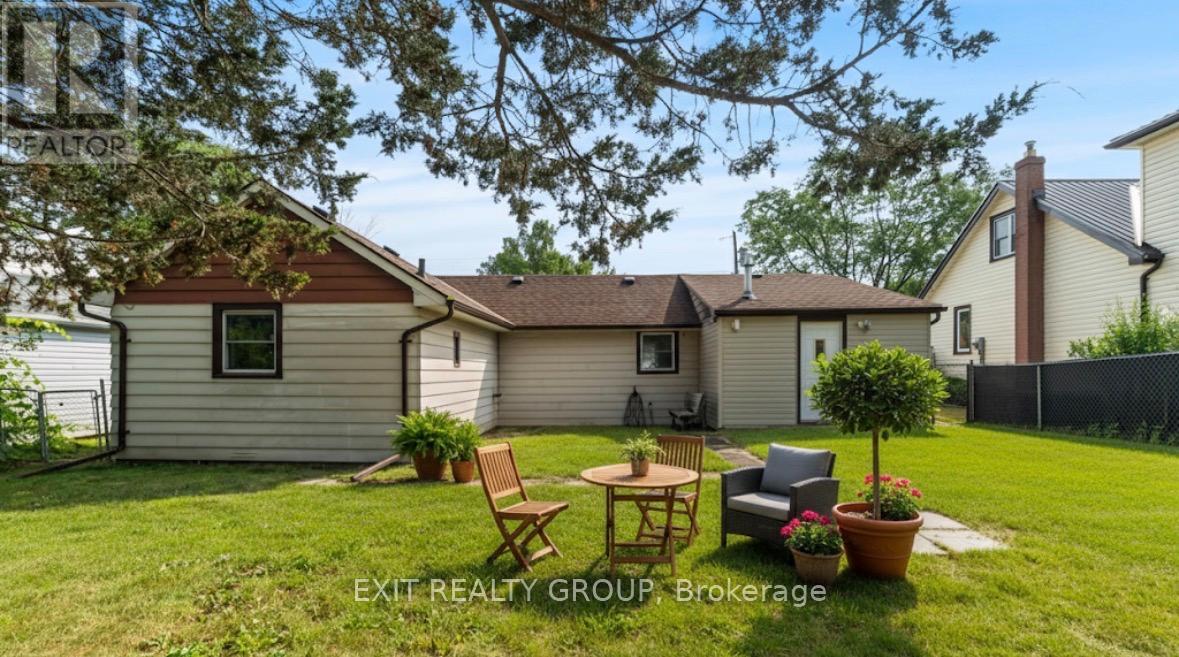 34 Orchard Drive, Belleville, Ontario  K8P 2K4 - Photo 20 - X12504286