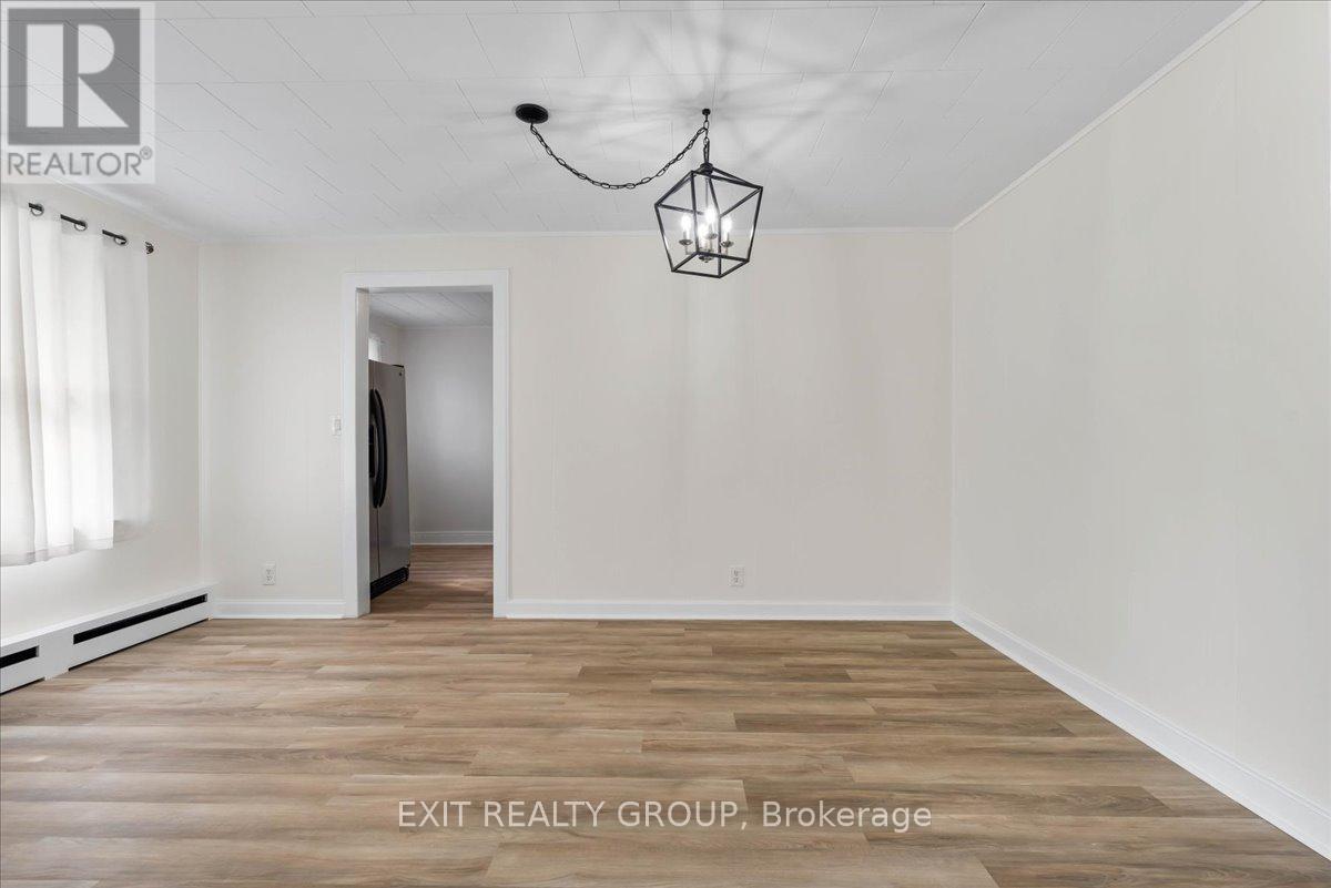 34 Orchard Drive, Belleville, Ontario  K8P 2K4 - Photo 8 - X12504286