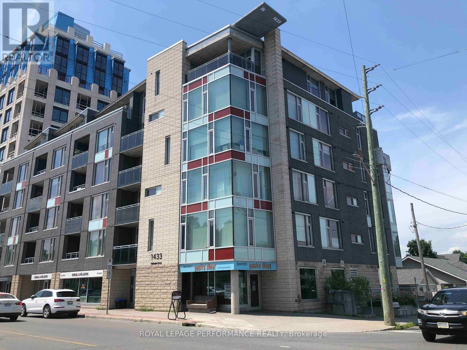 402 - 1433 WELLINGTON STREET W, Ottawa, Ontario