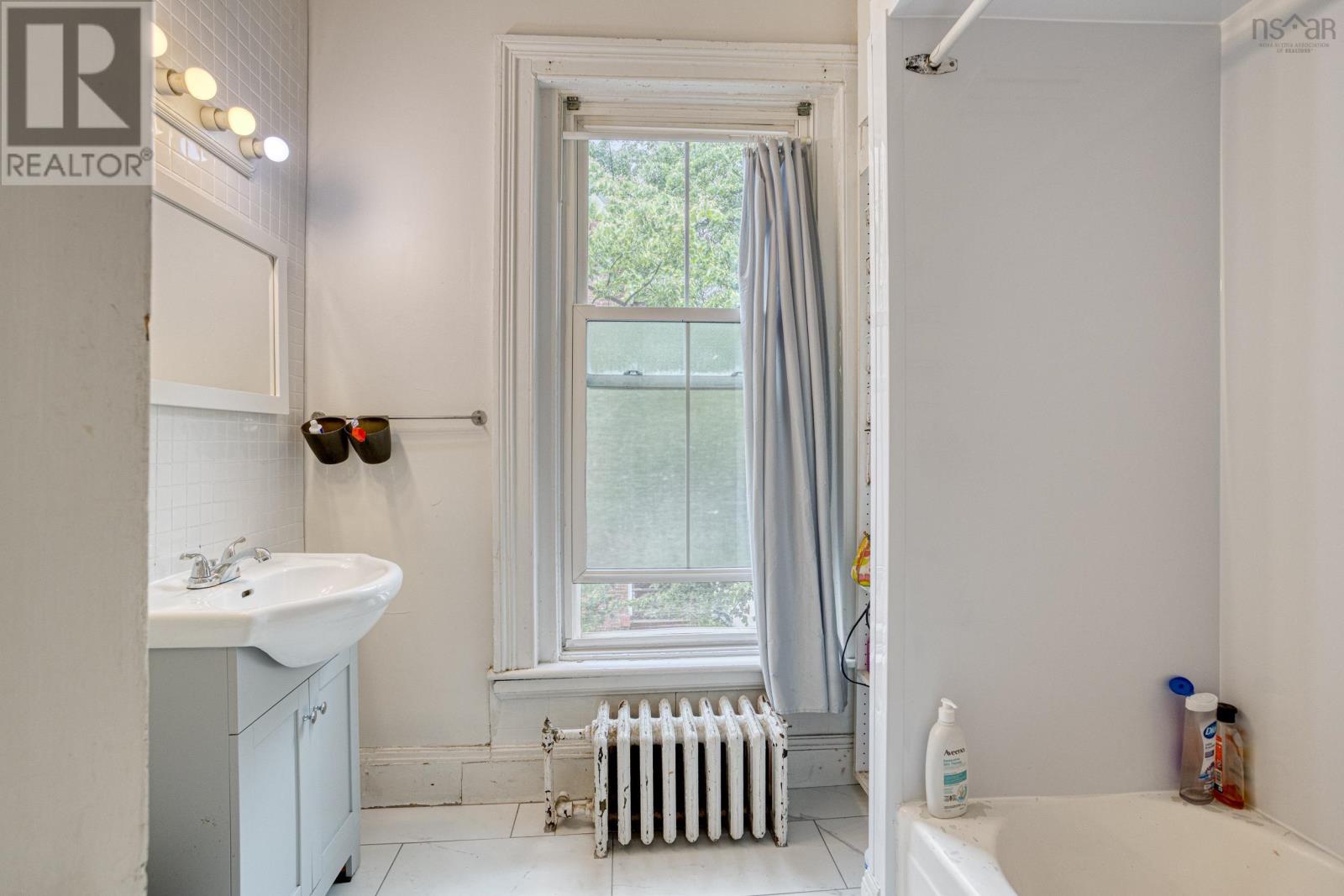 1070 Bland Street, Halifax Peninsula, Nova Scotia  B3H 2S2 - Photo 17 - 202516497