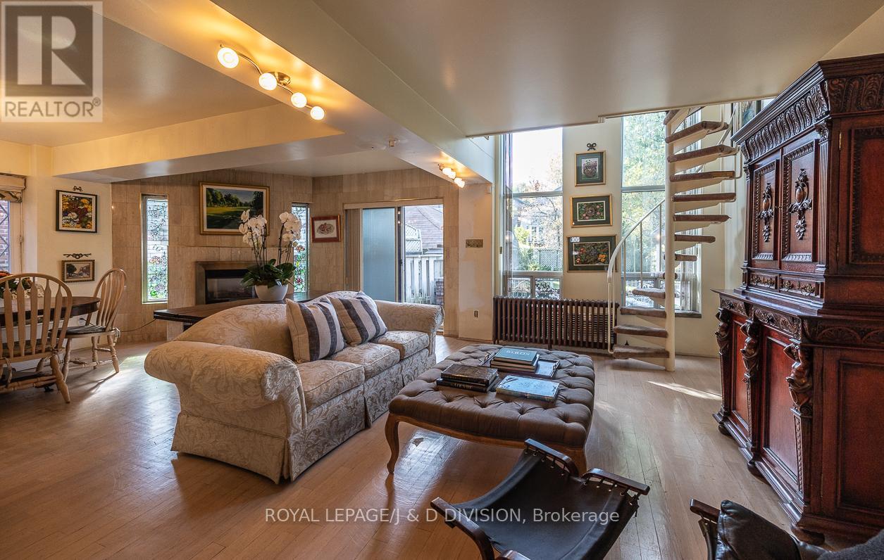 210 Rosemary Road, Toronto, Ontario  M5P 3E1 - Photo 10 - C12504630