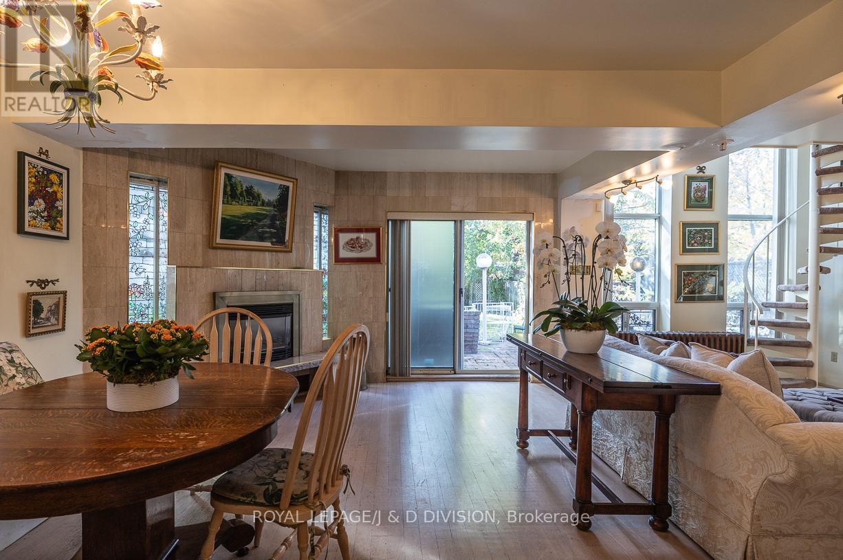 210 Rosemary Road, Toronto, Ontario  M5P 3E1 - Photo 12 - C12504630