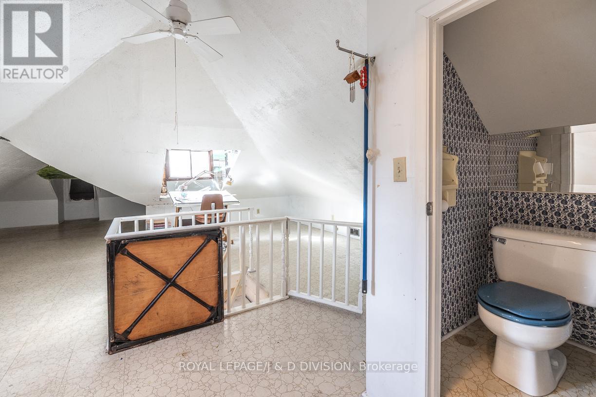 210 Rosemary Road, Toronto, Ontario  M5P 3E1 - Photo 30 - C12504630