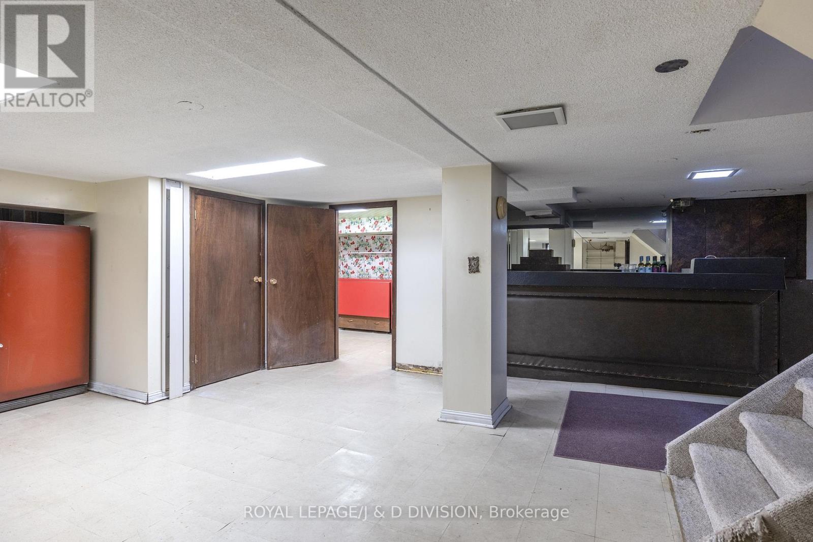 210 Rosemary Road, Toronto, Ontario  M5P 3E1 - Photo 32 - C12504630