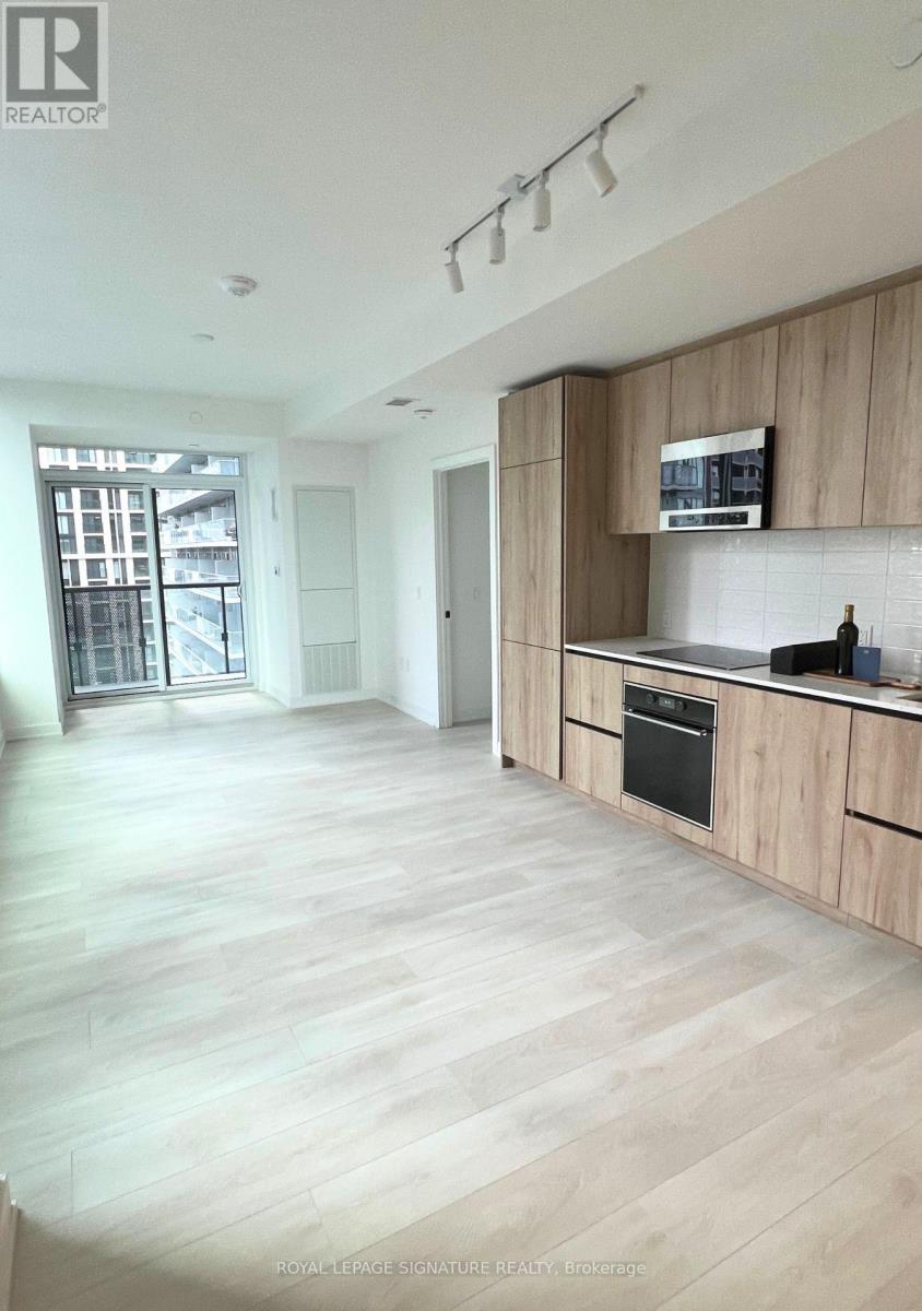 1102 - 117 Broadway Avenue, Toronto, Ontario  M4P 1V5 - Photo 4 - C12504648