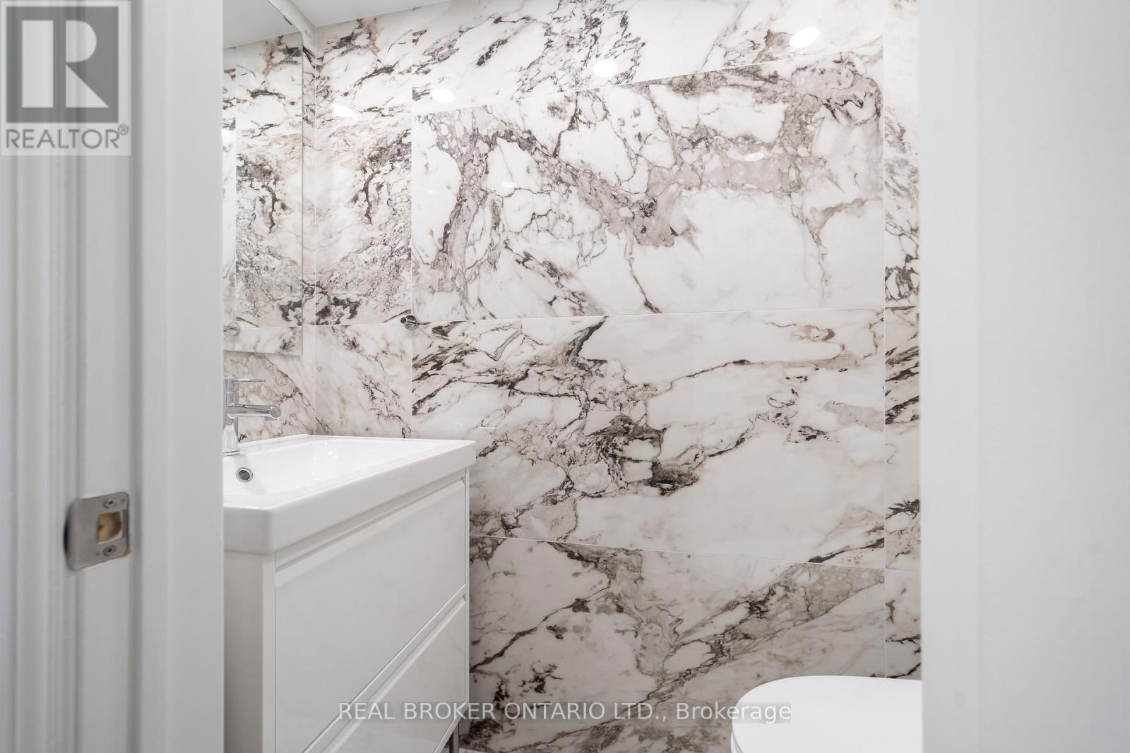 21 - 108 Redpath Avenue, Toronto, Ontario  M4S 2J7 - Photo 13 - C12504662