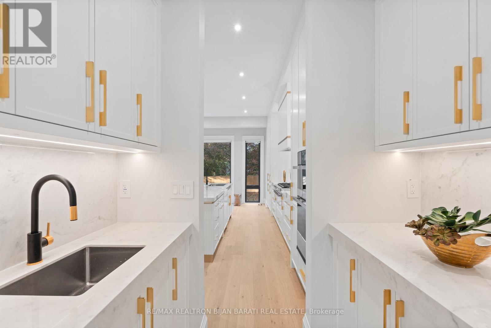 422 Hounslow Avenue, Toronto, Ontario  M2R 1H6 - Photo 23 - C12504698