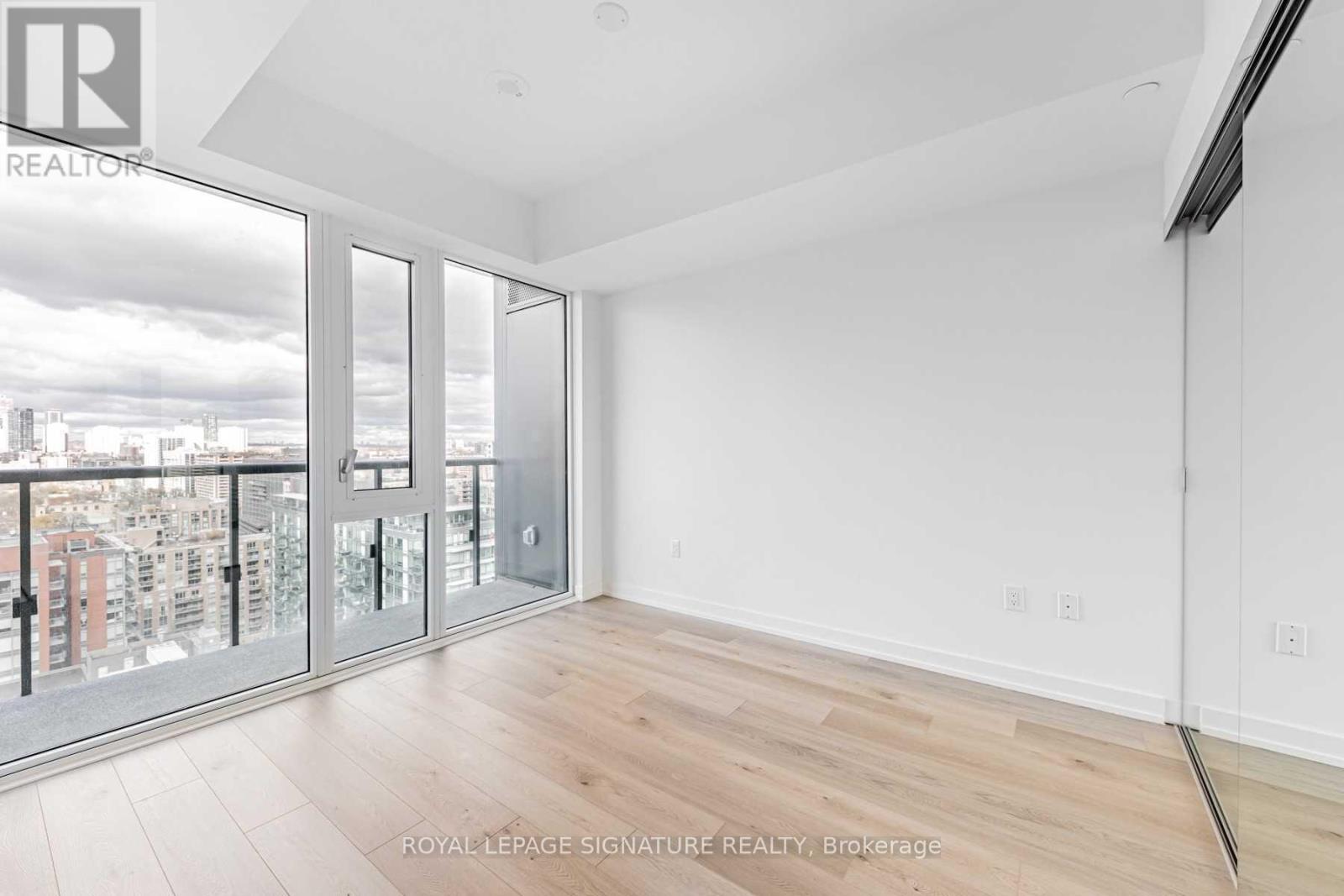 1906 - 158 Front Street E, Toronto, Ontario  M5A 0K9 - Photo 17 - C12504748