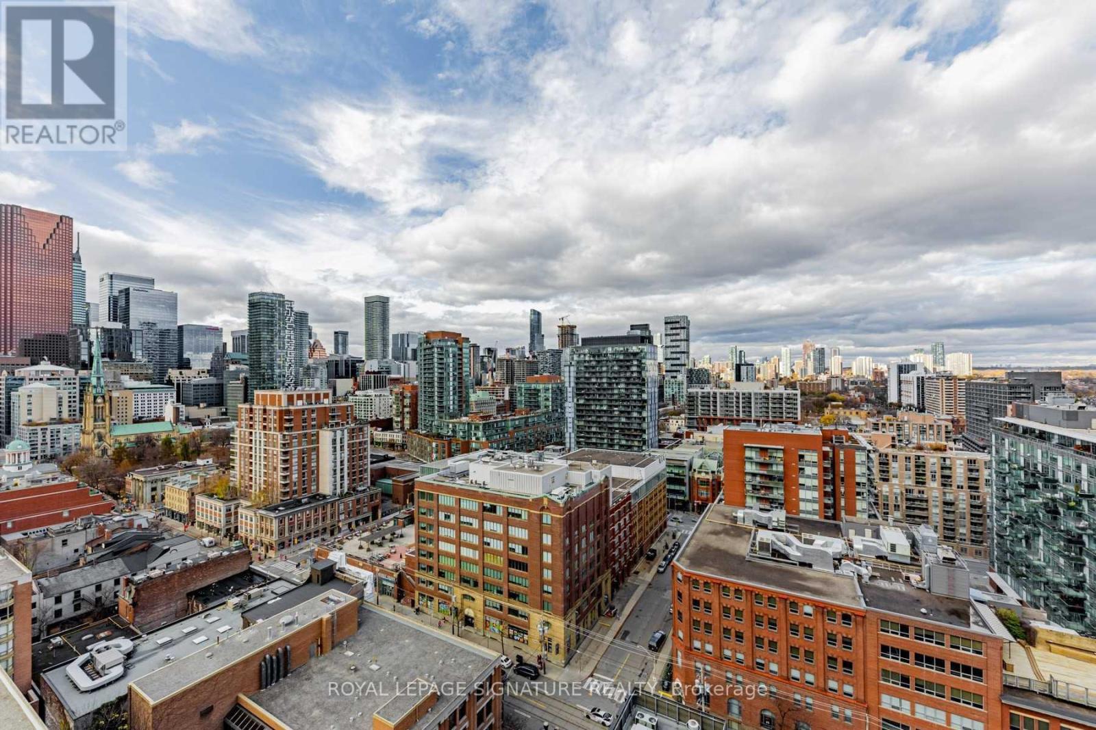 1906 - 158 Front Street E, Toronto, Ontario  M5A 0K9 - Photo 22 - C12504748