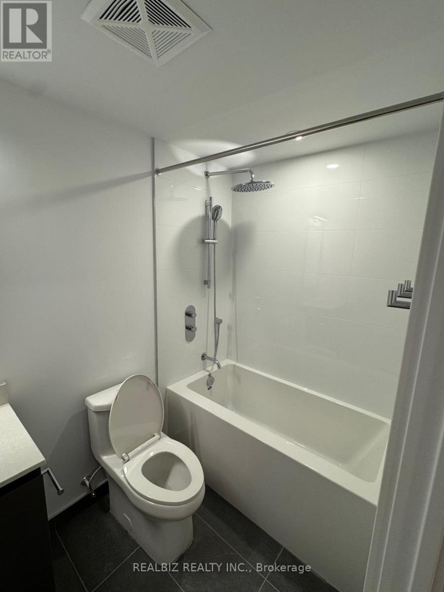 310 - 1720 Bayview Avenue, Toronto, Ontario M4G 3C4 - Photo 9 - C12504788