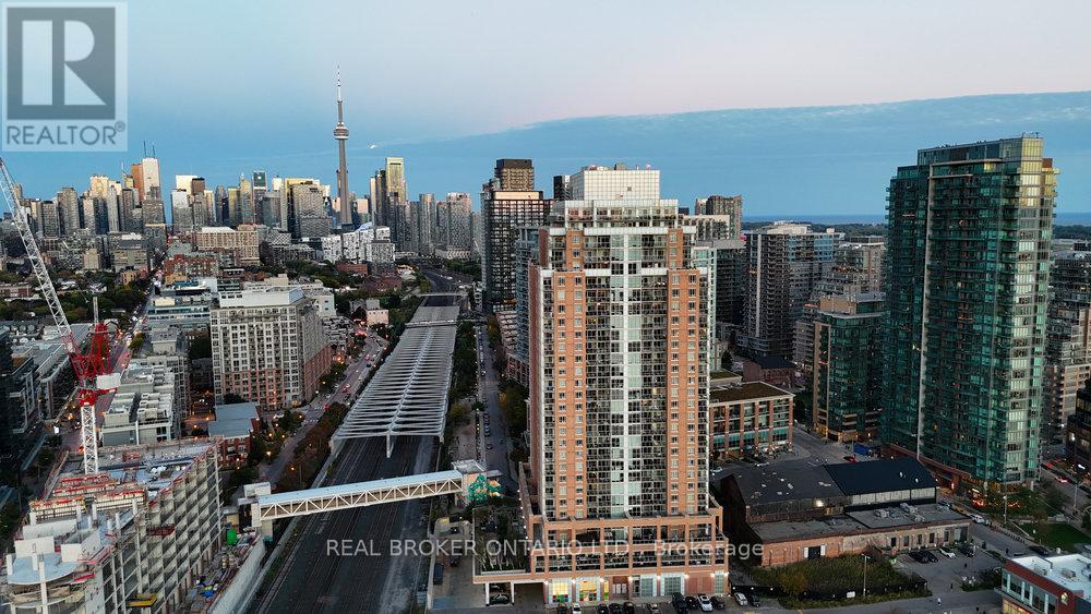 2001 - 125 Western Battery Road, Toronto, Ontario  M6K 3R8 - Photo 13 - C12504860